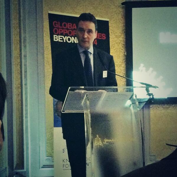 FinWycherley's tweet image. Kicking off #KnowledgeforGrowth is @magnusllewellin of @TheHeraldPaper