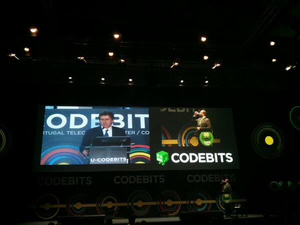 belchior's tweet image. Casual Sapo Codebits, sem gravata ou com ela desalinhada #codebits2014