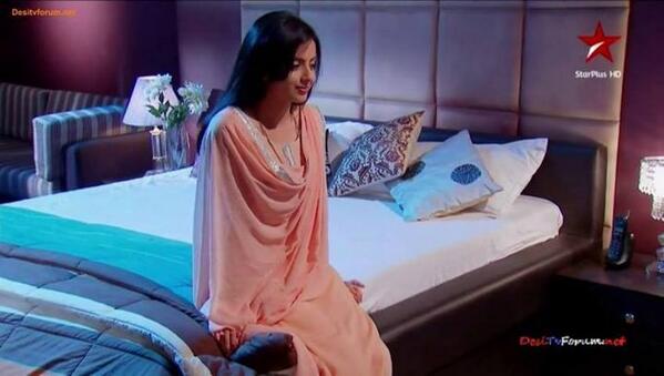 sspnvt's tweet photo. cutest Aastha....... @shrenuparikh11 @IPKKNDEBP_FC @ShrenuFanClub @_ipkknd_2 @ShrenuParikhFC @ASHLOKLOVER http://t.co/m0RuBQQ2wP