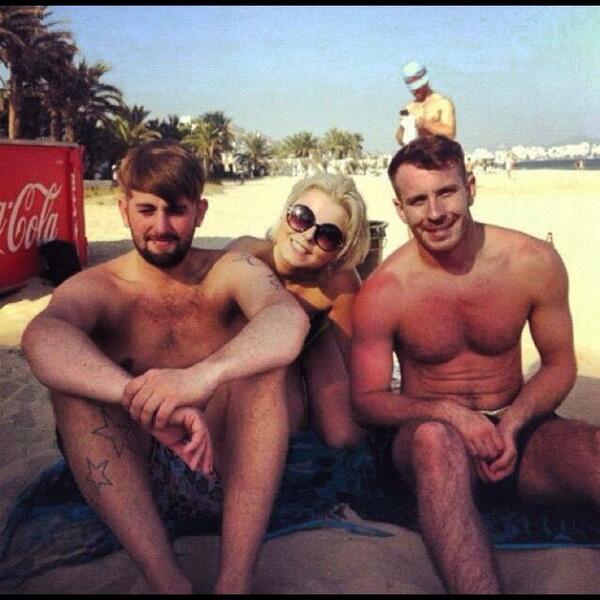 rogjw's tweet image. Rollll on September @joevsmith