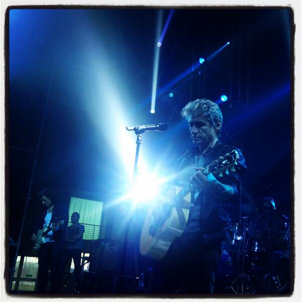 ligabue's tweet photo. #mondovisionetour #piccolecittà2014 Dal soundcheck a Colle Val d'Elsa, a poche ore dal concerto di stasera http://t.co/ho0NcSCY7i