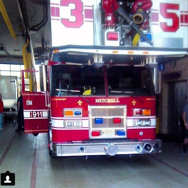 AFireStation's tweet image. Thanks @pat9051 ! #mitchellfire #njfiretrucks #brotherhood #engine #tower #tanker #ladder #rescue #squad #pumper ...