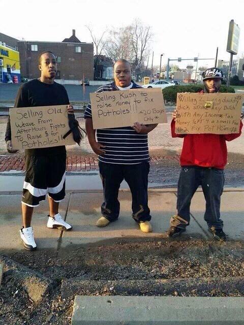 87Ran's tweet photo. Taking pot hole repair into their own hands, not a bad idea http://t.co/YncJ13GTot