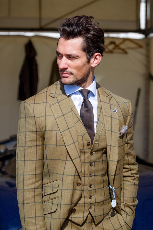 New blog on <a href="/BritishVogue/">British Vogue</a> w @GRRC_Goodwood, <a href="/100PBID/">giles duley</a>, @BDCH. Ph: @JamesEsqLtd. Read here => goo.gl/EnrzeE