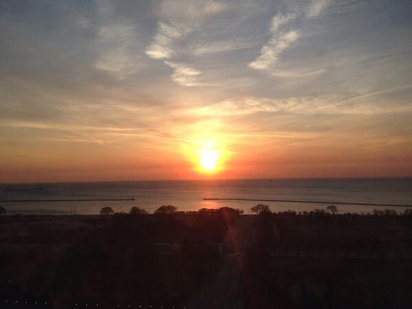 Alaskagirl4's tweet photo. Good morning from Chicago http://t.co/gSeXpm8EEt