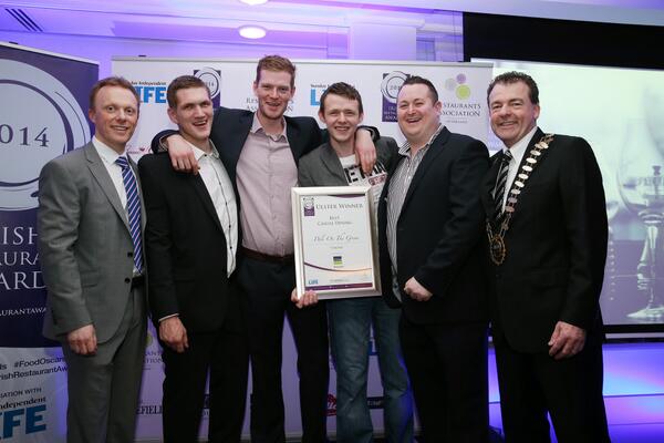 <a href="/delionthegreen/">deli on the green</a> winners of "Best Casual Dining" sponsored by <a href="/BunzlBML/">Bunzl McLaughlin</a> #foodoscars ow.ly/vDWKy