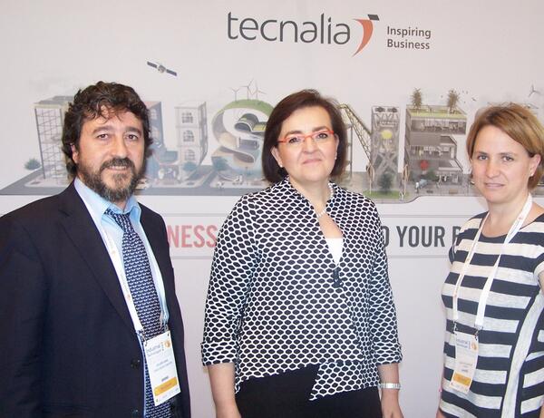 tecnalia's tweet image. Clara de la Torre (DG for Research and Innovation) has visited our stand at #indtech2014 Come &amp;amp; join us :)