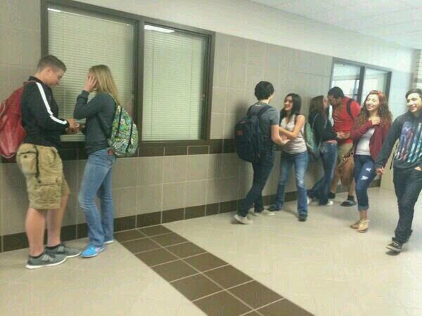 introvertsmemes's tweet image. why I hate coming to school