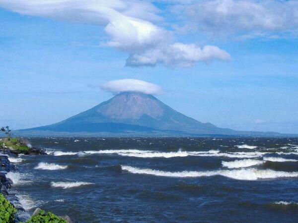 Miplaneta3's tweet image. Volcán en Nicaragua