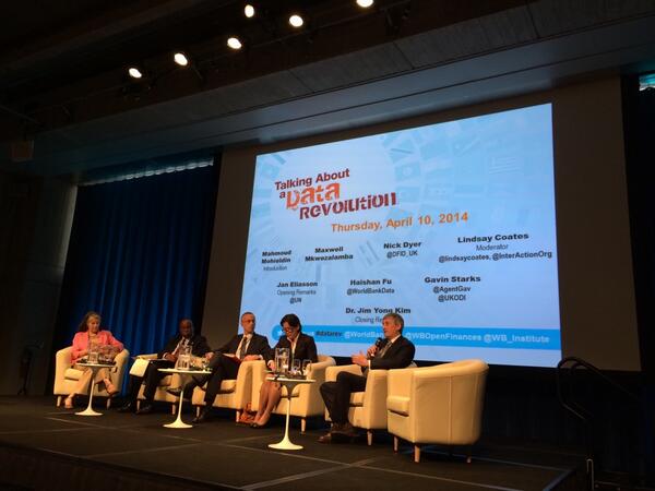 digiphile's tweet image. Huge momentum in #opendata &amp;amp; #opengov, says @agentGav. Difference vs 1990s is that it&apos;s politically driven. #datarev