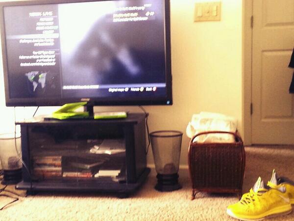 NiEds2DoiT's tweet photo. Morning cod seshhh #mwf3 #xbox360 #XboxLive http://t.co/xng06cKdJ6