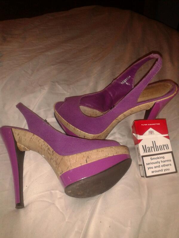 Preparing for latest acting role as a
escort. #fakesmoking #highheels #dancing