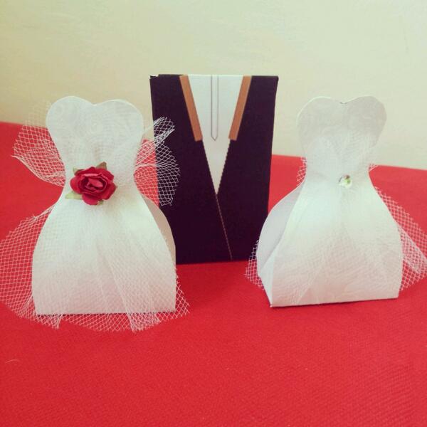 Memoryat_'s tweet image. #Bride and #groom favour box.

For orders contact me on BBM 74658230