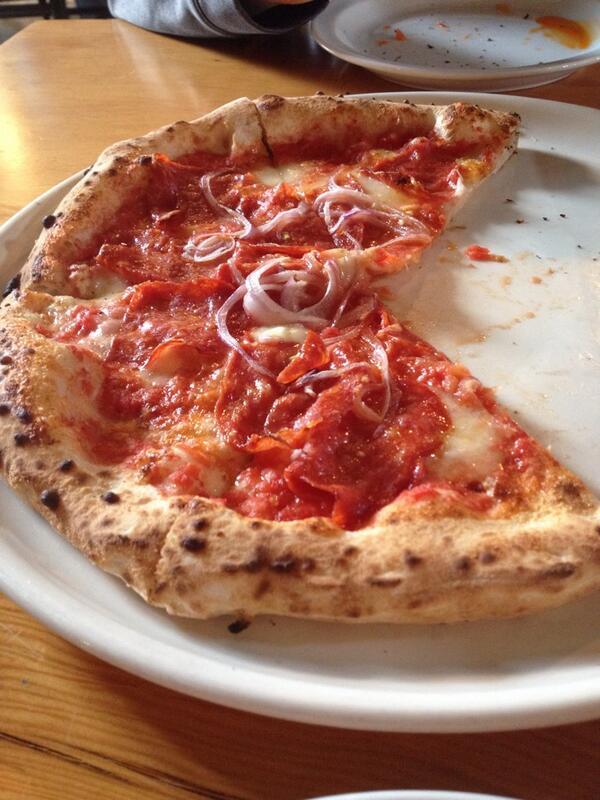 MealswithMaggie's tweet photo. Looking for delicious, authentic Italian pizza that won't hurt your wallet?Pizzeria Prima Strada in Victoria! http://t.co/nyiCmXn70L