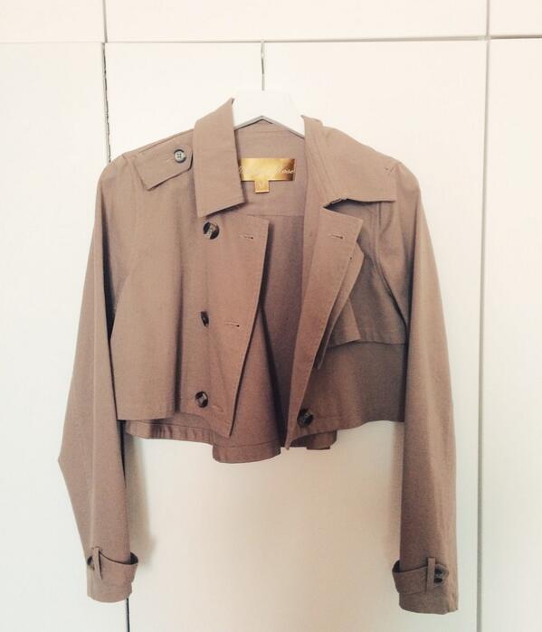 Fall press appointments underway! Lots of love for this <a href="/MinnieRoseNYC/">Minnie Rose</a> fall micro trench #editorfave #minnierose