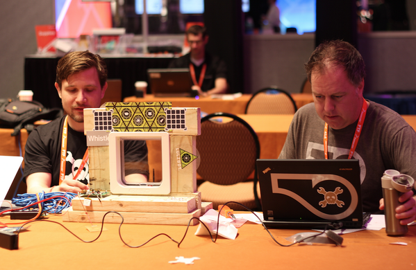 randomwalks's tweet photo. @hackaday lab final day ... T-00:07:15 #FTF2014 http://t.co/EpszSikwAX