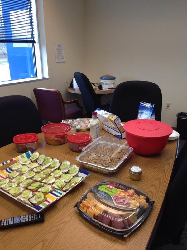 TheRDLab's tweet image. RCW prepares a bountiful feast for the arrival of their most favorite guest (me).