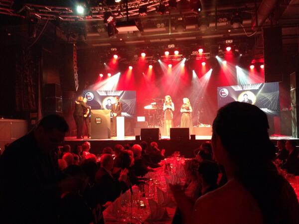 RadioSuomipop's tweet image. #radiogaala Vuoden radiojuontaja on Jaajo!!!