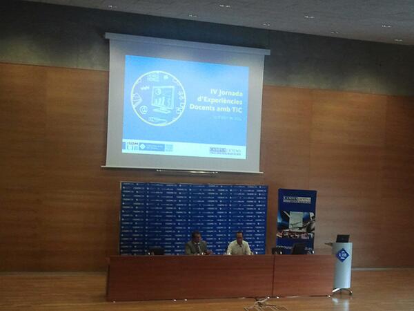 gtorrensUIB's tweet photo. @antoni_martin Aquest matí he estat a les jornades #edticUIB. Aquí en teniu una foto. #cetwitterUIB  #practicafinal http://t.co/TGIBsfXO2e