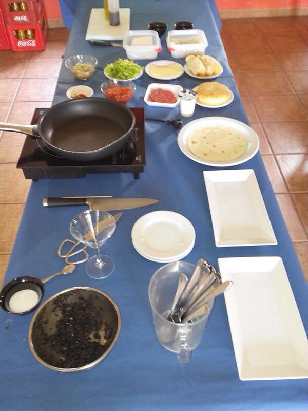 PratdipTurisme's tweet photo. Preparant la presentació de la #Clotxa com a icona gastronòmica a Pratdip, encara hi sou a temps de venir! @MIDIT2020 http://t.co/2VrCnRctys