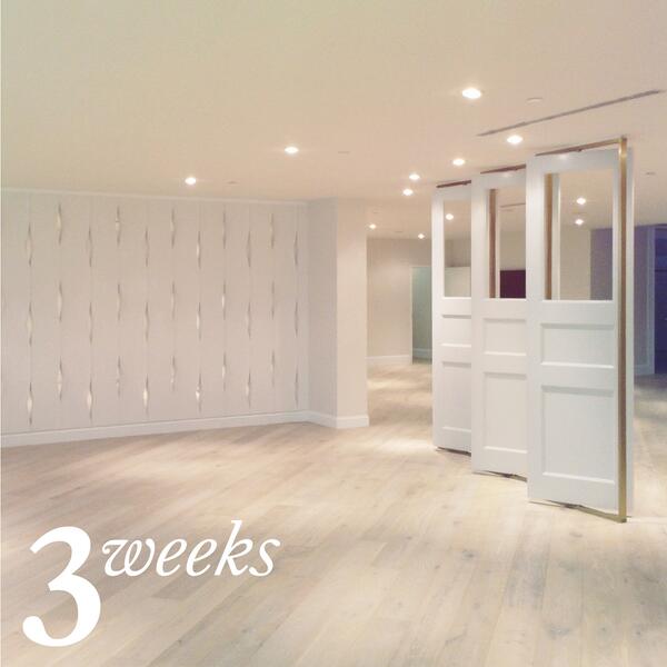 KleinfeldCanada's tweet image. KLEINFELD COUNTDOWN: Just 3 weeks until we open our doors in Toronto @TheHudsonsBayCo. RT if you're excited!