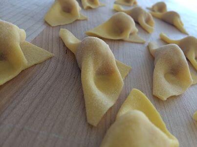 BucatoLA's tweet photo. Where the real work beginsโฆ#handmade #pastalab http://t.co/OGftSPl5u6