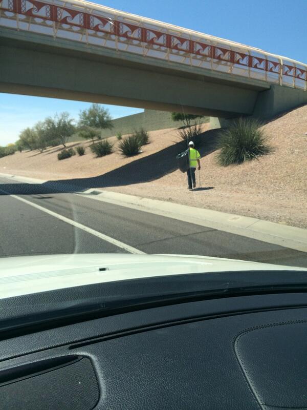 GeneralPliva's tweet image. That's how u keep shit clean! #itsajob