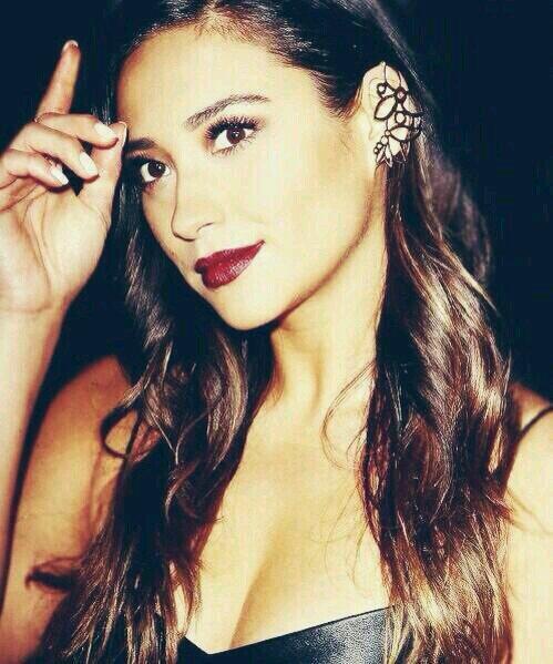 Divaaaaaaaaa Happy Birthday Shay Mitchell!!! We love you angel  