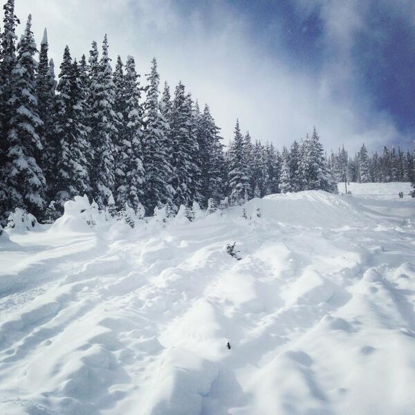 Killer! RT <a href="/KristenSkiMom/">Kristen Fox Haaijer</a>: <a href="/SkiChat/">#SkiChat</a> A1: Prob this one <a href="/CopperMtn/">Copper Mountain</a> . Over 2 ft fresh snow. #skichat