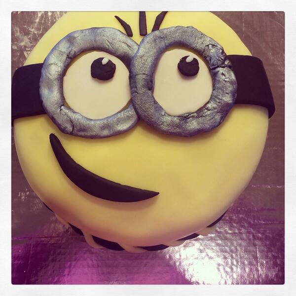 mysexydog's tweet image. I could really get used to this stay @ home mom thing #cakebaked #laundrydone #ran #PTapt all before school let out.👍