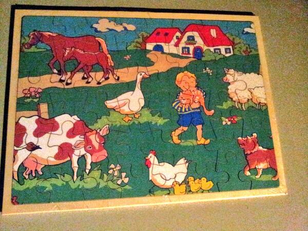Hugamex's tweet image. #speelgoed uitverkoop !!!Grote houten puzzels 30 x 40 cm ideaal als vertelplaat € 9,95 p.st in diverse thema's