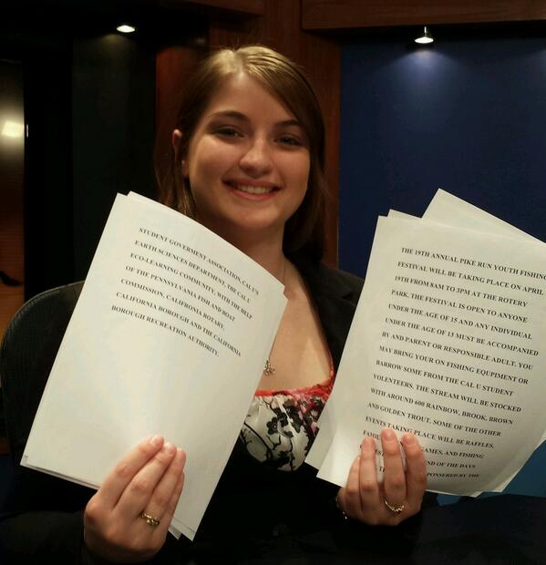 CUTV_PA's tweet image. #TBT scripts for news tonight #prompterproblems #bluescreenofdeath