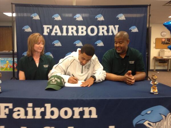 SkyhawksSports1's tweet image. Jordan Michael signing his National Letter of Intent to play college basketball at Lake Erie College in Cleveland