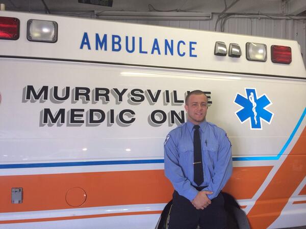 AshlieHardway's tweet photo. STORY: #Hero EMT helps 14, likely saves lives of 2 #FranklinRegional #PrayforFR http://t.co/tZ2siQM0k6 http://t.co/vmcJRVPSmA