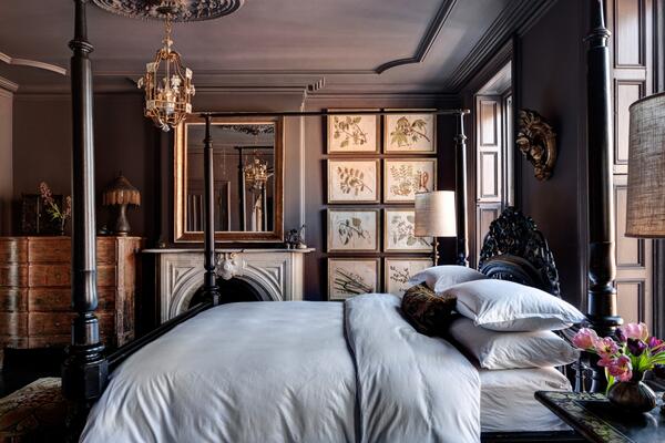 1stDibs (@1stdibs) on Twitter photo Top of the mourning to you, from @NYTimesHome, <a href="/stephenalesch/">Schopfung</a>, and <a href="/morbidanatomy/">Morbid Anatomy</a>: nyti.ms/1sIjasF Top of the mourning to you, from @NYTimesHome, <a href="/stephenalesch/">Schopfung</a>, and <a href="/morbidanatomy/">Morbid Anatomy</a>: nyti.ms/1sIjasF