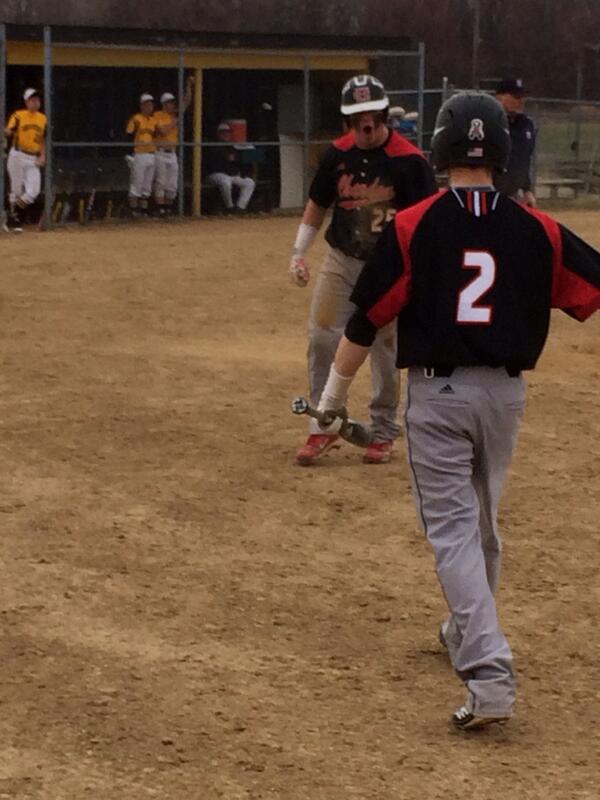 wintercore36's tweet photo. @ChardonBaseball  Need goggles when Connicks on base-cuz it's blood and guts everywhere #gamewinner #PACation 💯 http://t.co/yx26ctmxLZ