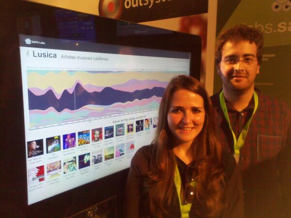 tjvguerreiro's tweet image. Very nice to see my web applications course students presenting (and rocking) their project at #SAPO #codebits2014