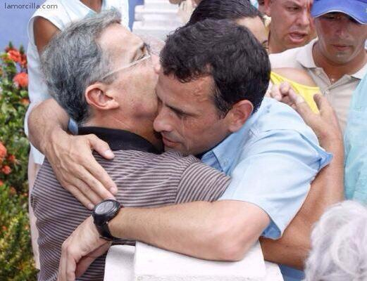 glorytineo's tweet photo. Le está sacando los gases? @LEONAKTIRA @LiviaRevenga @IVancoron63 @CyNsiempre @glorytineo @rosmary1234 @Dip_Rickhi http://t.co/oXn90b9h6g