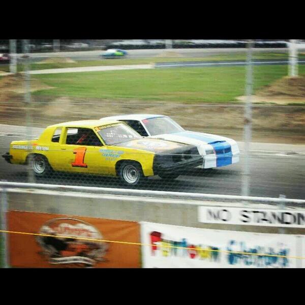 CSanbornIII's tweet image. #Tbt Throw back Thursday Thunder to the mid-week Mad Bomber special in 2010 @beechridge #OleYeller #ThrowBackThursday