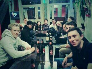 BummitHitchHike's tweet image. Trip 2 Bummiteers take a break in #Cologne #Bummit