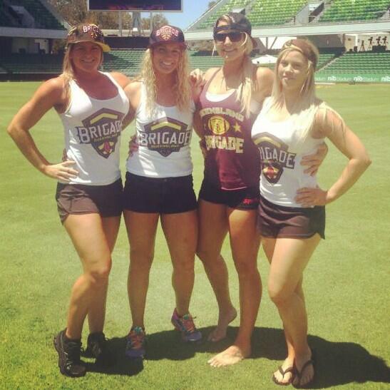Alex_McCabe4's tweet photo. #flashback #lovethesegirls @LaniJ_LFL_AUS @kodes03 @EmmaLee_LFLAUS http://t.co/3slDoKANh7