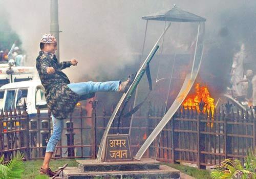 Is this one of Azam Khan's boys who won Kargil for us? 