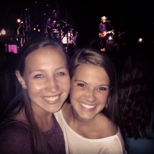 tayloreadams's tweet photo. thanks for coming to Baylor @NEEDTOBREATHE #bestdiaever #weloveyou http://t.co/DitouE3aab