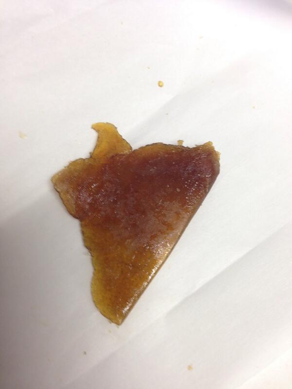 itweetaboutweed's tweet photo. Nugrun-Tahoe OG, Voidband, 60s Kush, Neughborhood Kush, and GrandKryptoQuerkleRain. @stoner_stuff #bho #oil #mmj #dab http://t.co/cIn8cFkQva