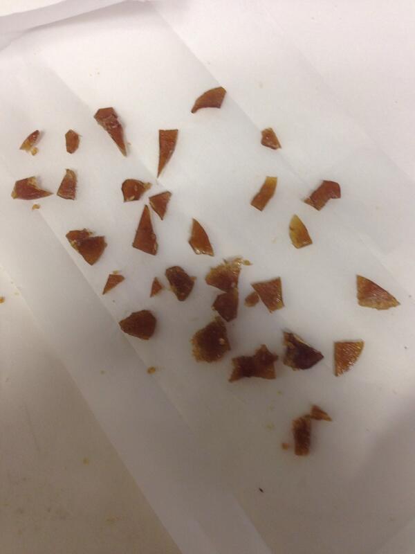 itweetaboutweed's tweet photo. Dabs anyone? #bho #oil #errl #winterized #nugrun #dabs #mmj @stoner_stuff @PerfectStashBag http://t.co/y5ns0nCaT4