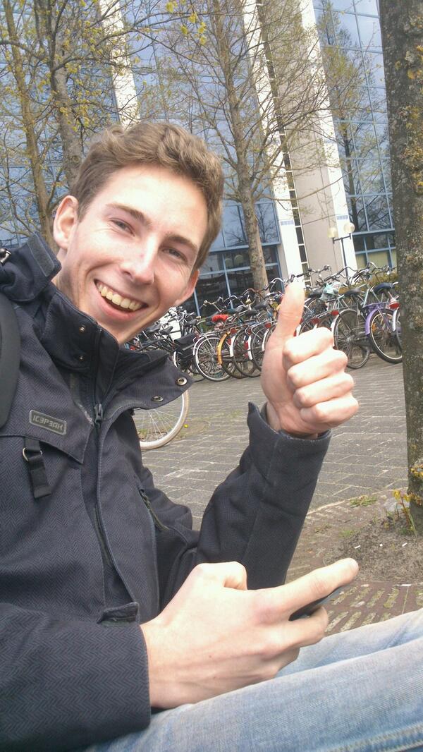 Hesterbinnerts's tweet photo. Gesellig mei @GerritGV op paad #ljouwert #subway #lijn14 http://t.co/Cy8ZfEX2Fr