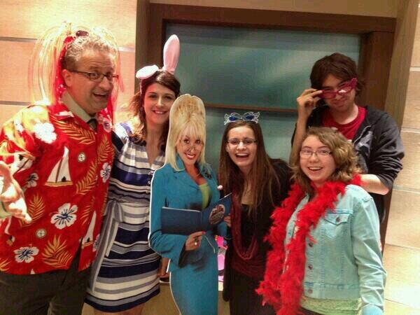 What a #swapshop crew and host. I am happy to be a part of it <a href="/GiovanniPetitti/">Giovanni Petitti</a> @Patti_Berardi @AshleyFroncisz