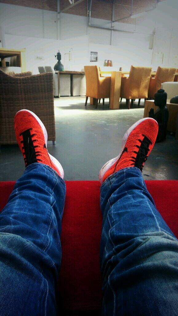 bartvanos's tweet image. Met me gedachten in Curaçao. #lekkeruitzicht