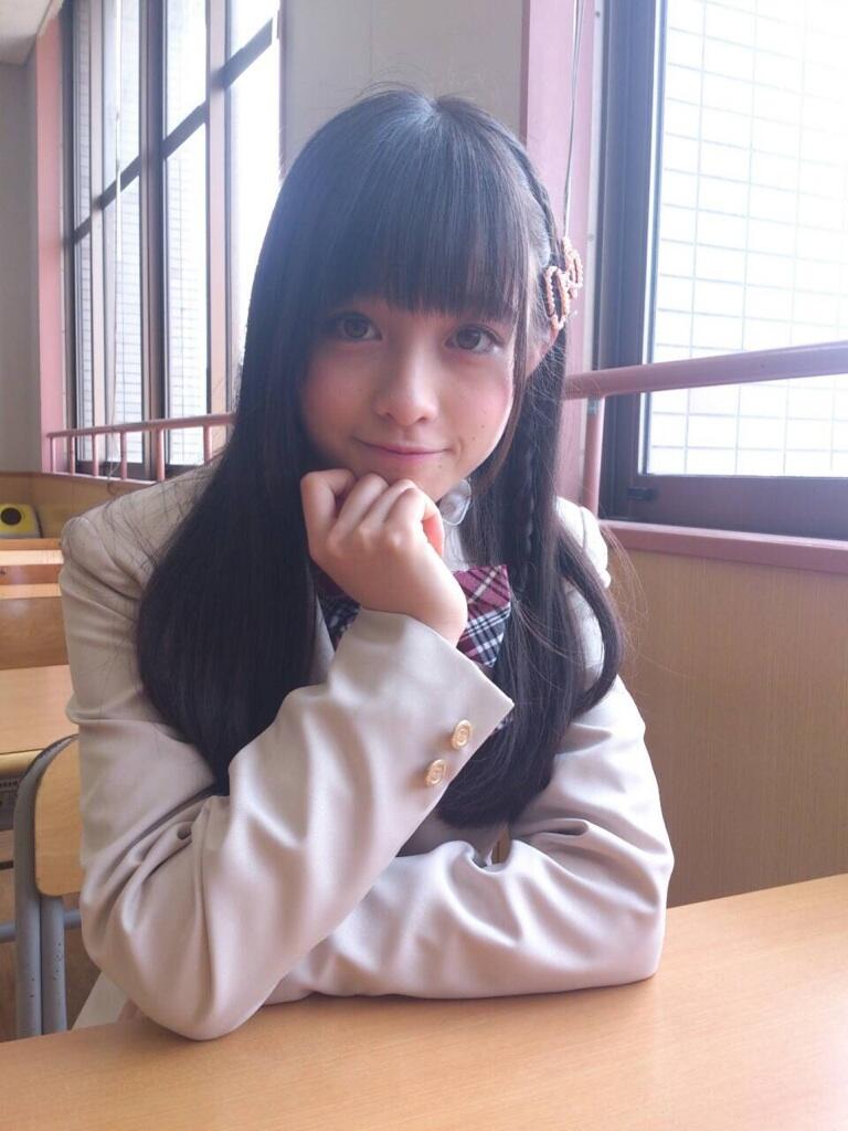 アイコラ　橋本環奈  / X