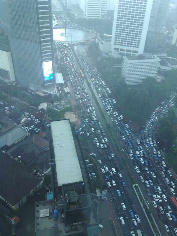 TMC Polda Metro Jaya tweet media